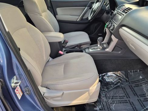 Used 2015 Subaru Forester 2.5i Limited AWD/4WD image 34