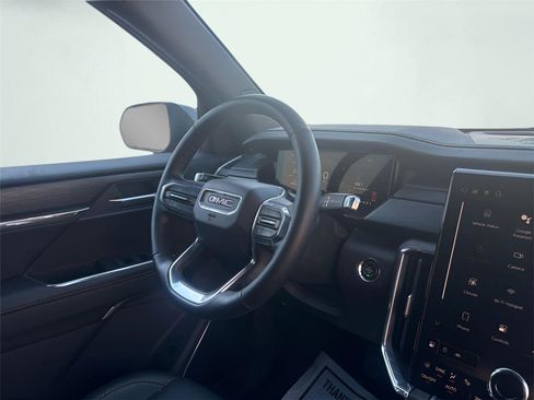 Certified 2024 GMC Acadia Elevation image 18