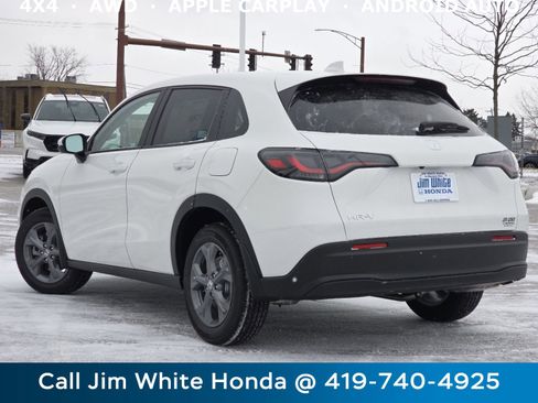 New 2026 Honda HR-V LX image 13