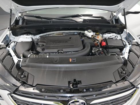 Used 2023 Buick Envision Preferred image 12