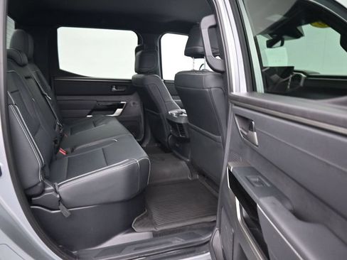 Used 2026 Toyota Tundra Limited AWD/4WD image 12