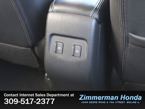 Used 2024 Nissan Kicks SR w/ SR Premium Package image 9