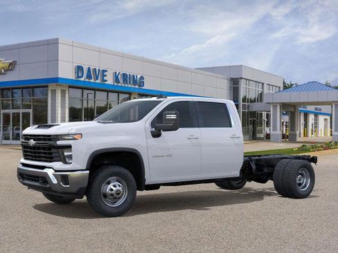 New 2026 Chevrolet Silverado 3500 W/T w/ WT Convenience Package AWD/4WD image 33
