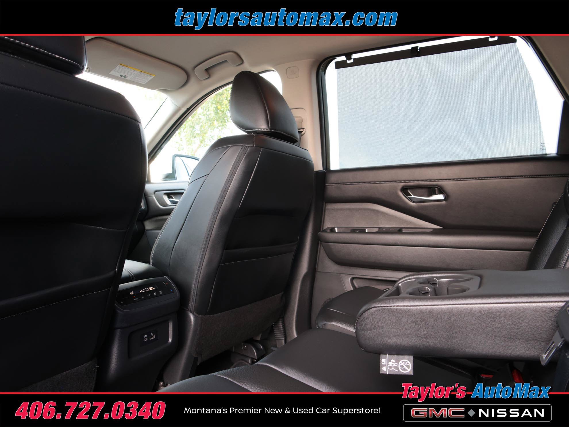 Used 2023 Nissan Pathfinder SL w/ Black Appearance Package AWD/4WD image 38