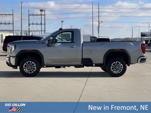 New 2026 GMC Sierra 3500 SLE image 8