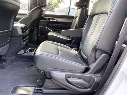 New 2025 Jeep Wagoneer Series II w/ Premium Group I image 31