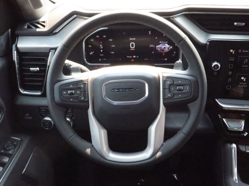 New 2026 GMC Sierra 1500 Denali w/ Technology Package image 9