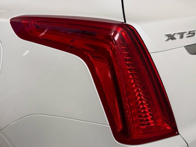 Used 2019 Cadillac XT5 Luxury FWD image 14