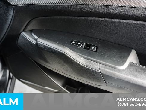 Used 2025 Kia Sportage LX FWD image 39