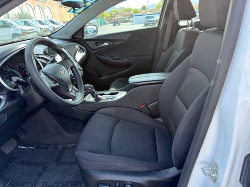 Used 2024 Chevrolet Malibu LT image 21