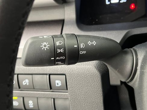 Used 2025 Toyota 4Runner SR5 image 41