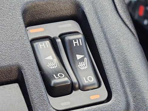 Used 2020 Subaru Impreza 2.0i Sport image 25