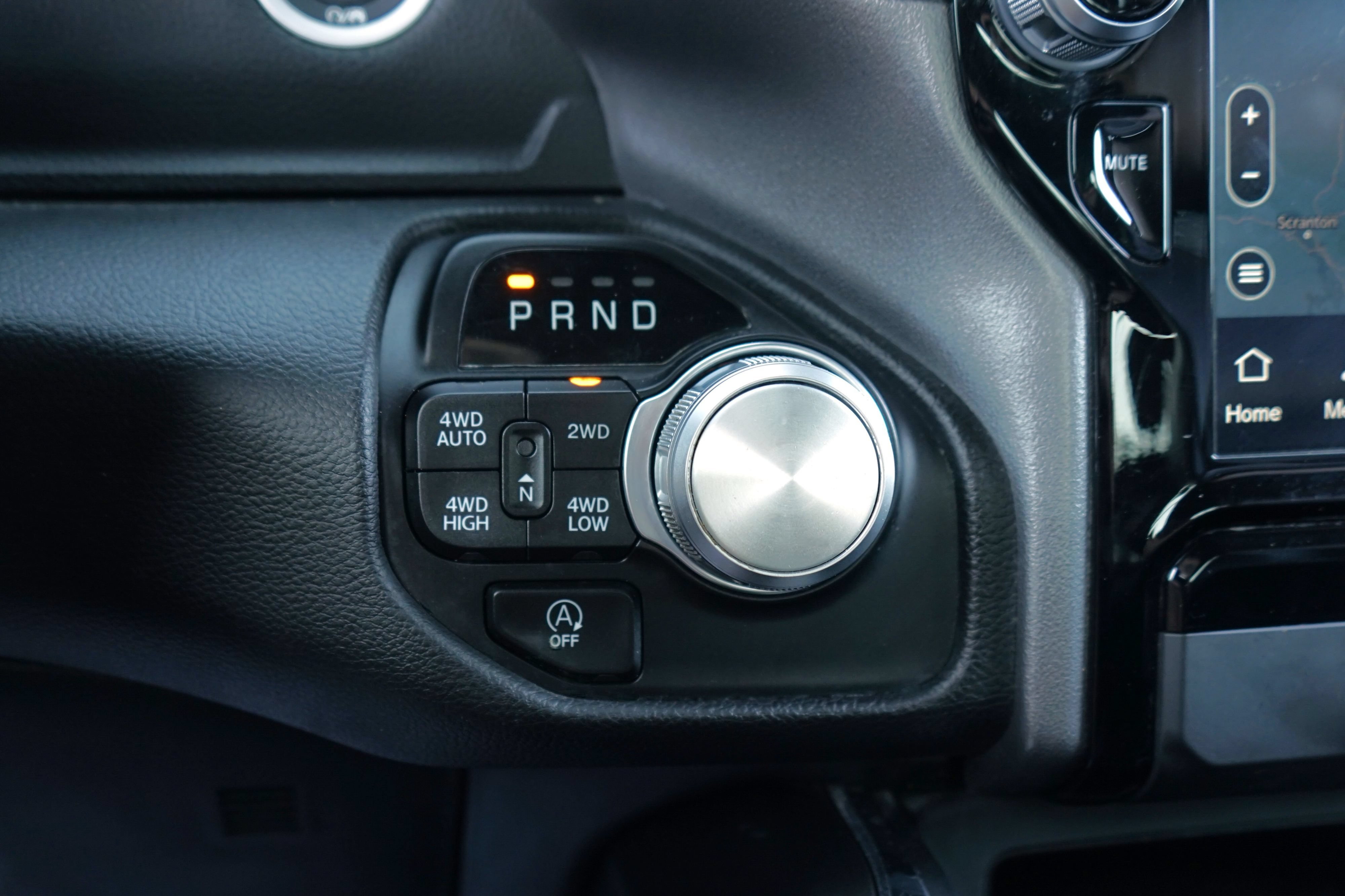 Used 2023 RAM 1500 Laramie AWD/4WD image 21