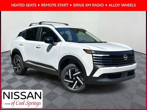 Used 2026 Nissan Kicks SV w/ Cold Weather Package FWD image 1
