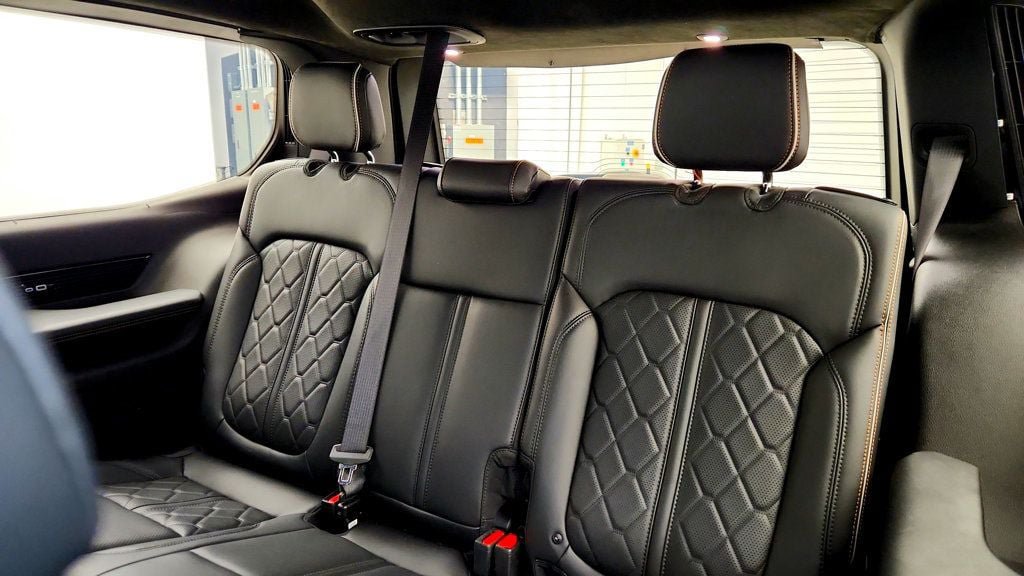 Used 2022 Jeep Grand Wagoneer Series III w/ Rear Seat Video Group 1 AWD/4WD image 21
