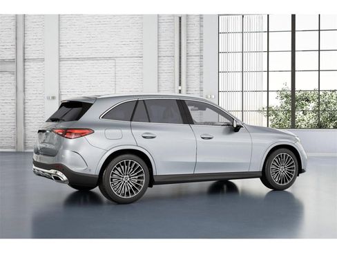 New 2026 Mercedes-Benz GLC 350e 4MATIC image 19