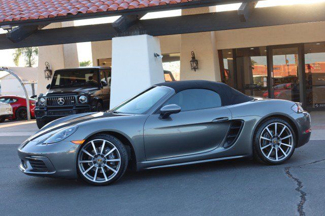 Used 2017 Porsche 718 Boxster RWD image 66