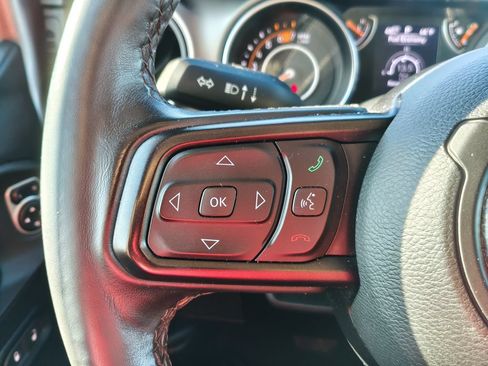 Used 2019 Jeep Wrangler Unlimited Sport w/ Cold Weather Group AWD/4WD image 29