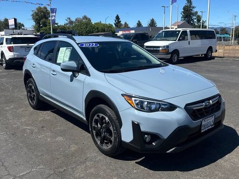 Used 2022 Subaru Crosstrek 2.0i Premium AWD/4WD image 9