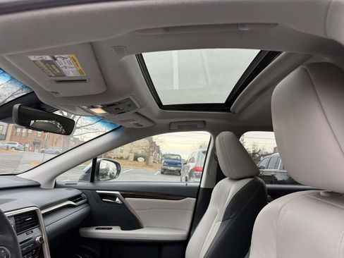 Used 2019 Lexus RX 450h AWD image 20