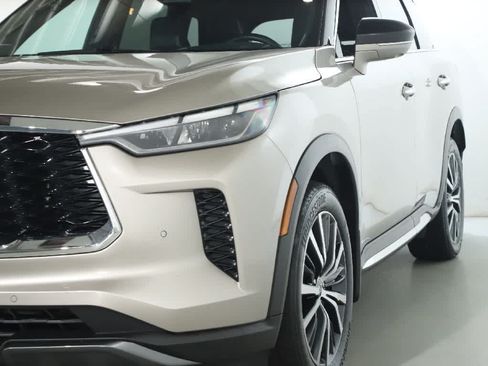 Used 2023 INFINITI QX60 Autograph w/ Cargo Package AWD/4WD image 4