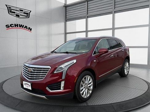 Used 2018 Cadillac XT5 Platinum w/ Driver Assist Package AWD/4WD image 8