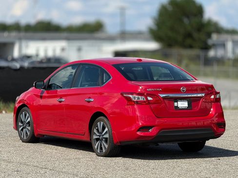 Used 2019 Nissan Sentra SL w/ Exterior Package FWD image 10