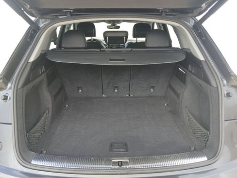 Used 2018 Audi Q5 Prestige w/ Prestige Package image 19