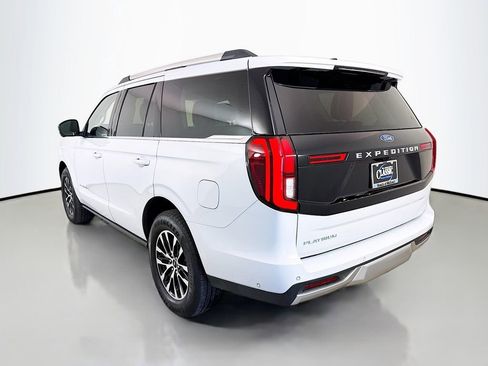 Used 2025 Ford Expedition Platinum image 5