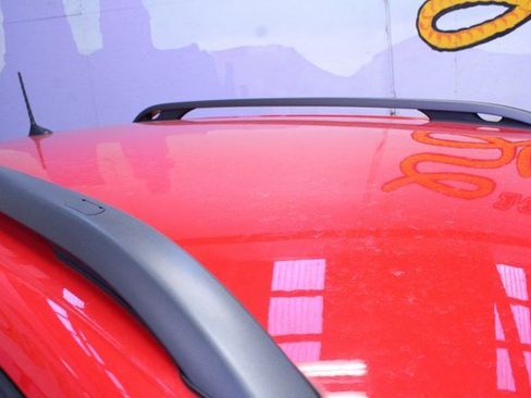 Used 2019 Jeep Cherokee Trailhawk w/ Comfort & Convenience Group image 5