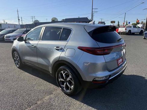 Used 2021 Kia Sportage LX FWD image 5
