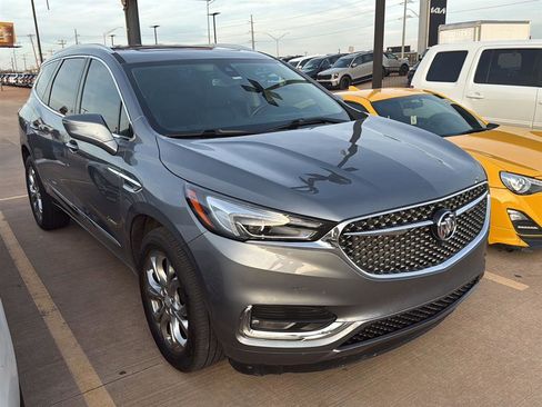 Used 2020 Buick Enclave Avenir image 1