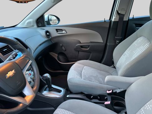 Used 2012 Chevrolet Sonic LS image 20