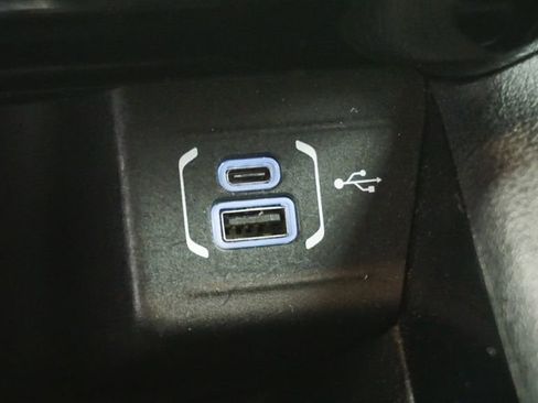 Used 2023 Jeep Compass Trailhawk image 33