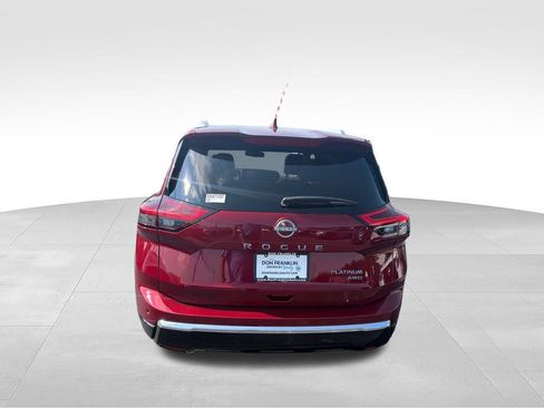 Used 2025 Nissan Rogue Platinum w/ Platinum Premium Package AWD/4WD image 4