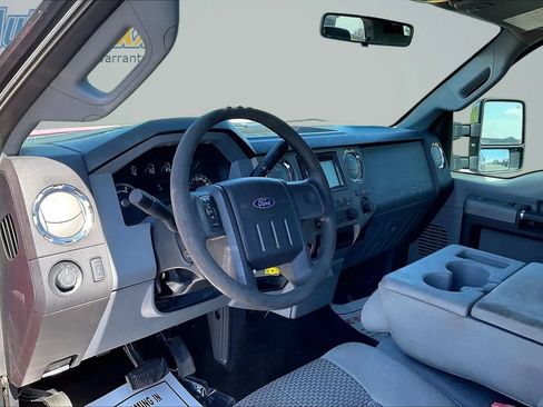Used 2011 Ford F250 XLT w/ Chrome Pkg AWD/4WD image 19
