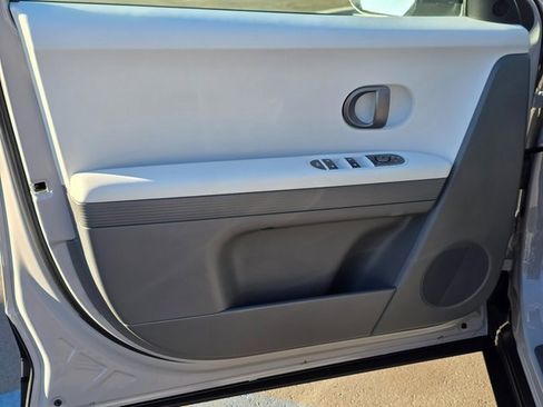 Used 2025 Hyundai Ioniq 5 SEL image 21