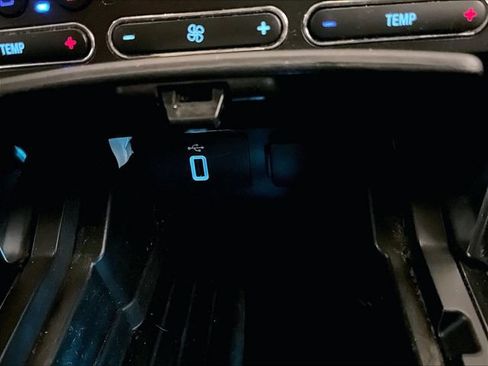 Used 2019 Ford Explorer Limited AWD/4WD image 33