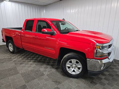 Used 2017 Chevrolet Silverado 1500 LT w/ All Star Edition AWD/4WD image 7