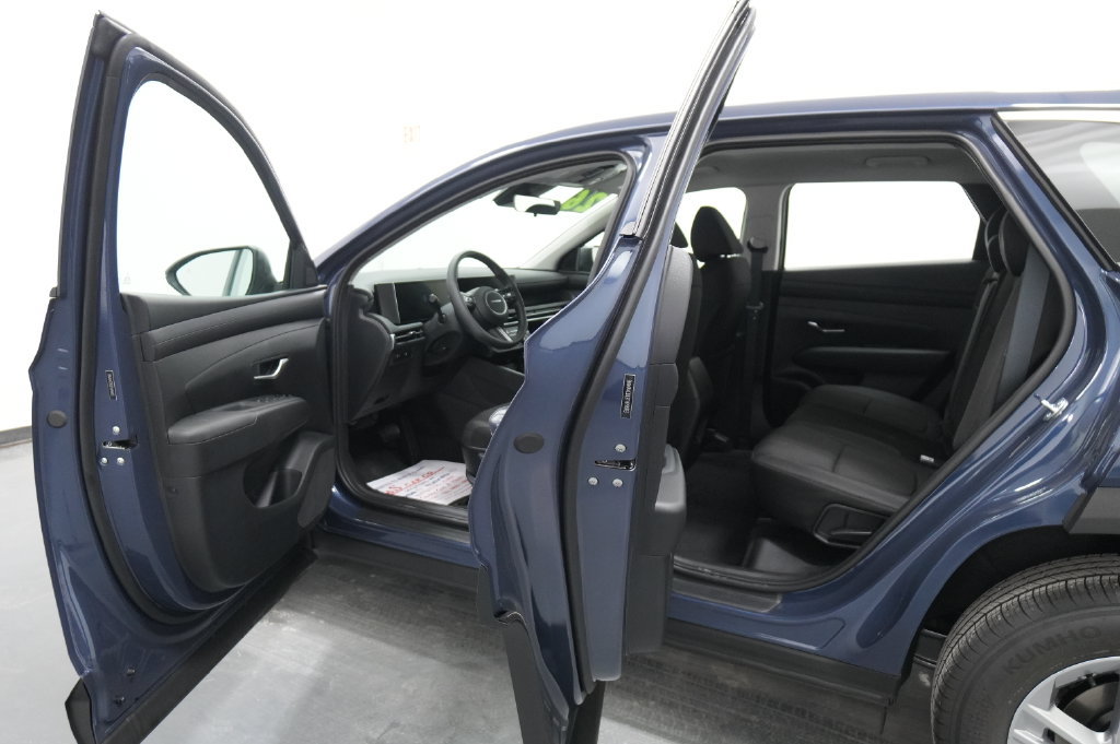New 2026 Hyundai Tucson SE AWD/4WD image 17