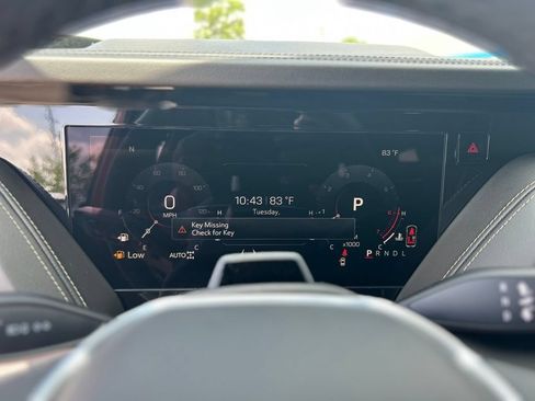 New 2026 GMC Yukon Elevation w/ Elevation Premium Package AWD/4WD image 19