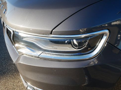 Used 2024 Jeep Wagoneer L Series II w/ Flexible Seating Group image 16