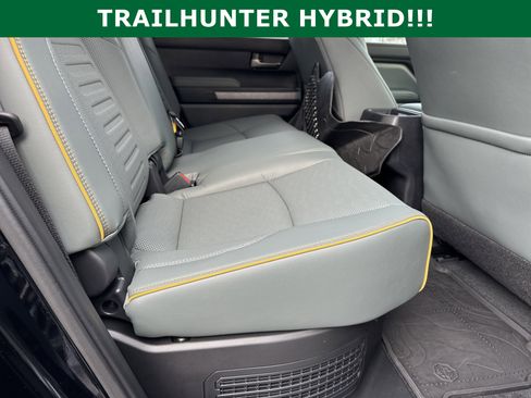 Used 2025 Toyota Tacoma 4x4 Double Cab Hybrid image 12