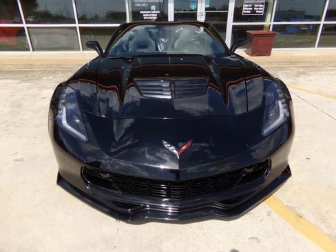 Used 2016 Chevrolet Corvette Z06 w/ 3LZ Preferred Equipment Group RWD image 3