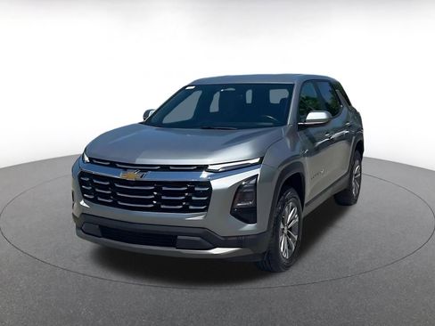 Used 2025 Chevrolet Equinox LT FWD image 7