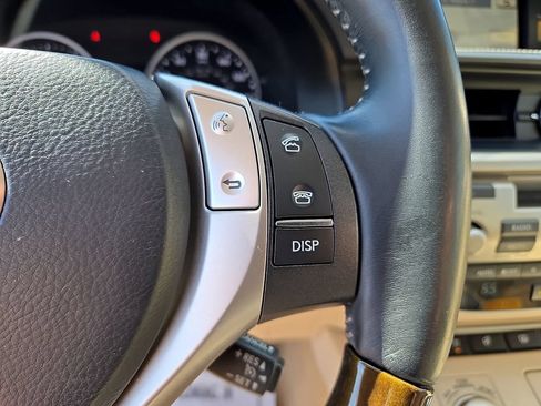 Used 2014 Lexus ES 350 w/ Luxury Package FWD image 24
