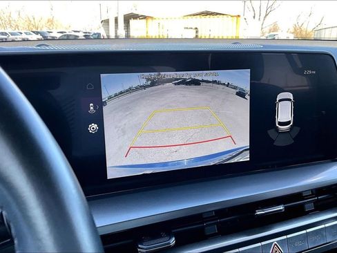 Used 2025 Kia Telluride S FWD image 31