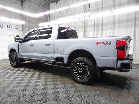 Used 2026 Ford F250 Platinum AWD/4WD image 7