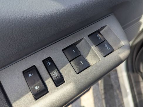 Used 2015 Ford F250 XLT w/ XLT Value Package image 15