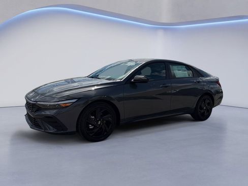 New 2026 Hyundai Elantra Sport FWD image 5